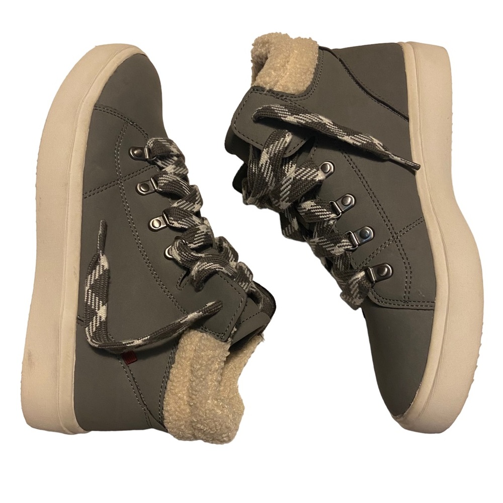 Dr. Scholl's Sneaker Boot - Picture 4 of 11
